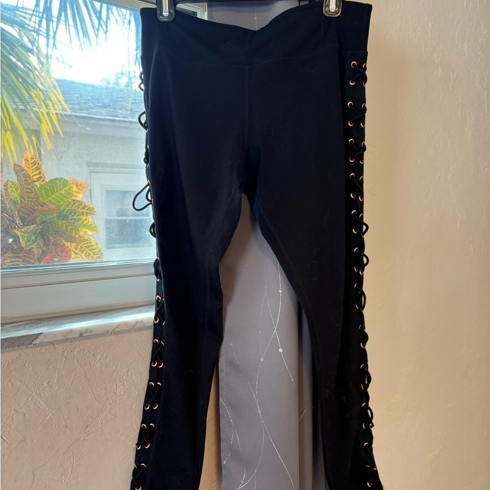 Zumba black Lace-Up Leggings